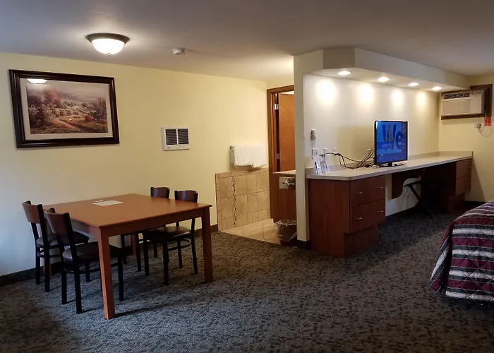 Black Hawk Motel & Suites